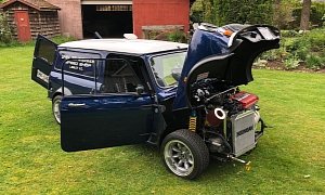 VTEC 1968 Mini Panel Van Isn’t Your Usual Honda B18 Engine Swap, Also Packs NOS