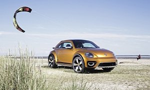 VW Beetle Dune Concept Takes to Beach to Show Its Production Readiness