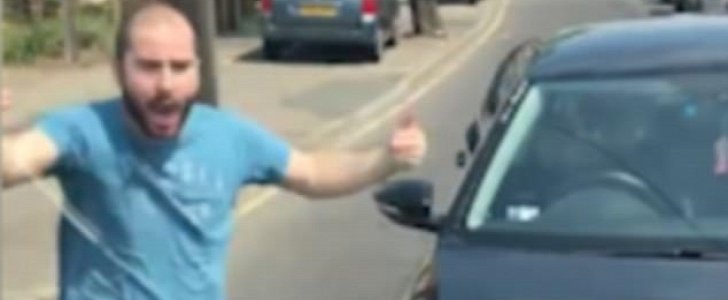 Man goes ballistic when fellow motorist wouldn't let him drive on the wrong side of the road