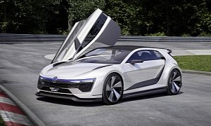 VW Golf GTE Sport Concept Has Gullwing Doors and a Hybrid Heart