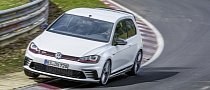 VW Golf GTI Clubsport S Revealed, Sets New Nurburgring FWD Record