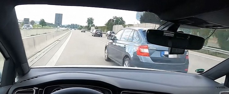 VW Golf GTI Has a Very Casual Autobahn 149 MPH Crash