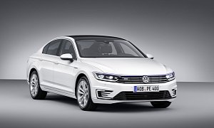 VW's 219 HP Passat GTE Pricing for Germany Revealed, It Doesn't Come Cheap
