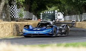 VW ID.R Returns to Goodwood, New Record in Tow for the Speedweek?
