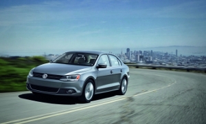 VW Tests the Bora HY.POWER Fuel Cell and SunFuel Powered Jetta