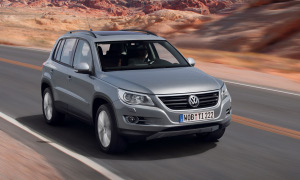 VW Tiguan Gets Top IIHS Roof Safety Pick