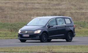 VW Variosport Test Mule First Spyshots Hint at Rugged Coupe-MPV