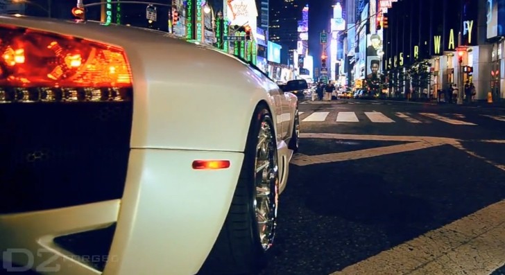 Custom Lamborghini Murcielago Plays in Times Square, NY