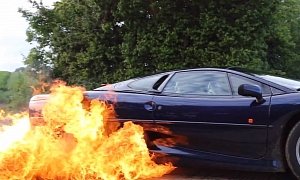 Watch a Jaguar XJ220 Burnout Its Way to Flaming Tires