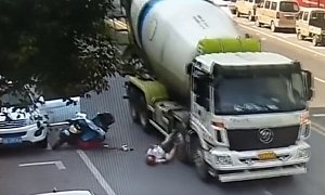 Graphic: Woman Saved by Her Helmet as a Concrete Truck Runs Over Her Head