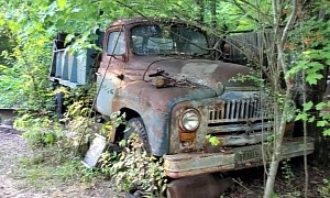 Watch Abandoned 1950 International L150 Truck Fire for the First Time in 33 Years