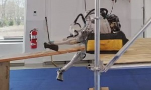 Watch Atlas, the Humanoid Robot, Repeatedly Fail While Filming Its Viral Video