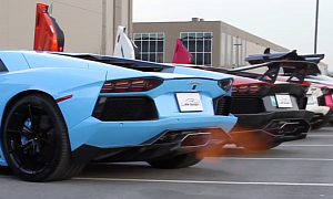 Watch Five Lamborghini Aventadors Shoot Flames: Pentaventador