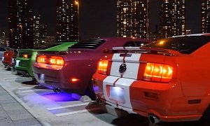 Watch Muscle Car Enthusiasts in Japan Go for a Night Drive in Tokyo