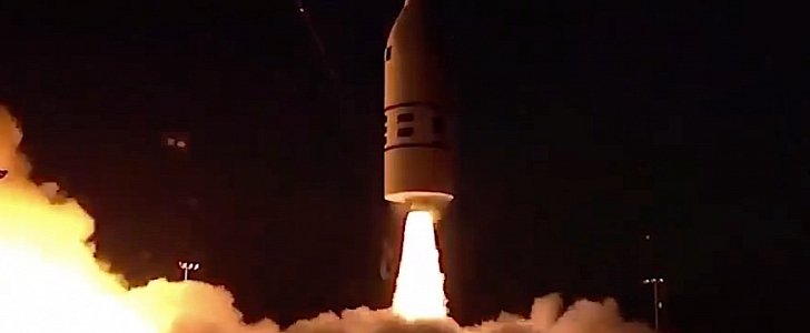 Peacekeeper rocket taking Orion on its first flight