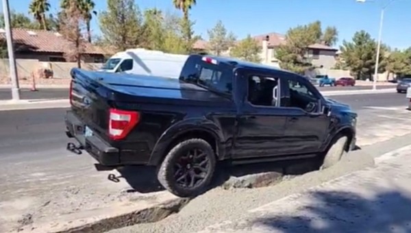 Shelby F-150 driver ruins his truck after getting stuck in fresh concrete