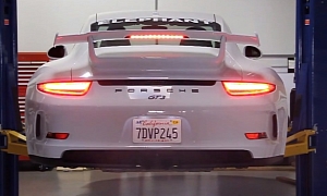 Watch the 2014 Porsche 911 GT3 Rear-Wheel Steering at Work