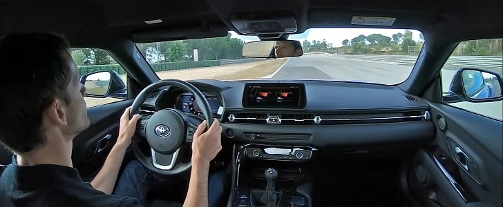 2023 Toyota GR Supra 3.0 Manual Doing Hot Laps on the Track