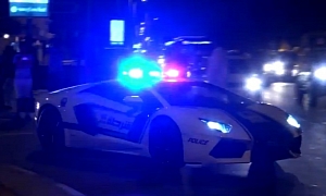 Watch the Dubai Police Lamborghini Aventador Stun the Crowds