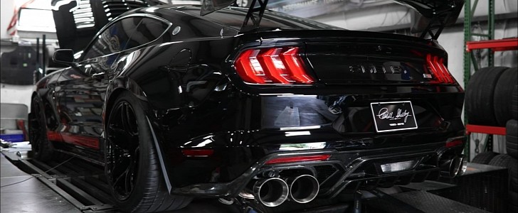 1,300-HP Ford Mustang Shelby GT500 Code Red 
