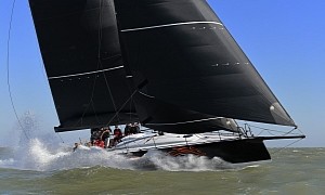 Watch the Innovative Infiniti 52 Racing Yacht Hit an Impressive Speed During Sea Trials