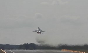 Watch the Moment a MiG-29 Jet Fighter Takes Off Vertically