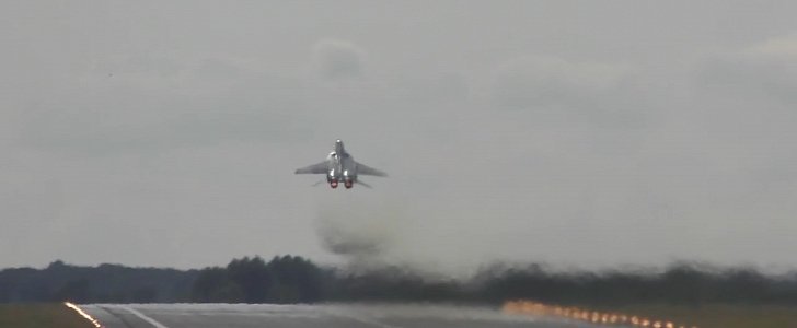 Watch the Moment a MiG-29 Jet Takes Off Vertically