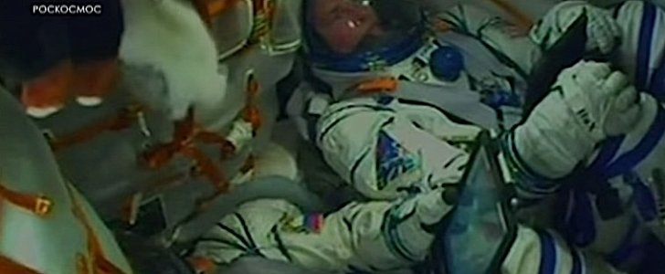 American astronaut Nick Hague and Russian cosmonaut Aleksey Ovchinin on board the Soyuz