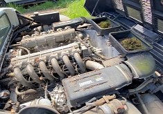 Watch This Abandoned Ferrari 512 BBi Get Its Engine Cleaned With Dry Ice