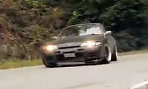 Watch this Man Drift His Nissan Skyline with No Legs