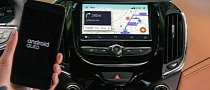 Waze Directions Box Suddenly Centered Makes Android Auto Navigation a Struggle