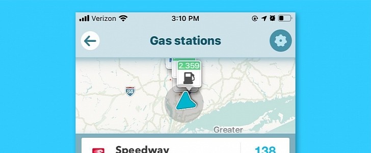 Gas station info on Waze