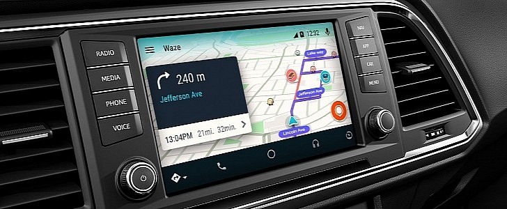 Waze on the old version of AA