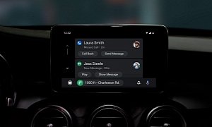 Weird Android Auto Behavior Makes Drivers Use Phones While Driving