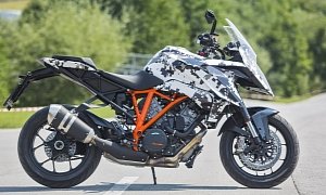 Welcome KTM 1290 Super Duke GT, Here Are the First Official Photos