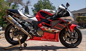 Well-Kept 2000 Honda RVT1000R RC51 Is Pure Race-Bred Bliss, Wants a Serious Relationship