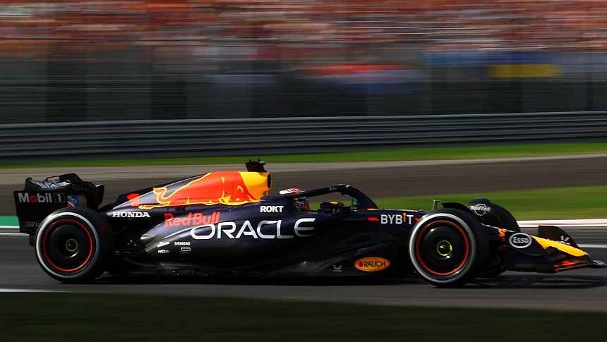 Fórmula 1: Verstappen cai no Q2, e Sainz garante a pole position