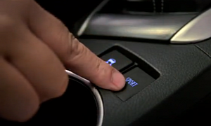 What the Sport Button On the 2014 Toyota Corolla Does