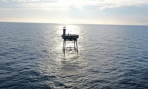 What It’s Like to Stay at The Frying Pan, a Historic Oil Rig in the Middle of the Ocean