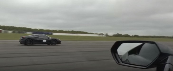 Ferrari 488 GTB Overtakes a Lamborghini Huracan at 200 MPH
