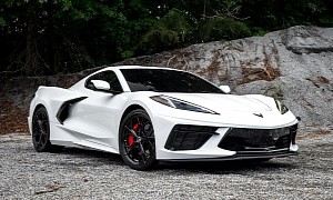 White and Black Chevy Corvette RS Can Easily Be Yours, Also With a Side of Crimson