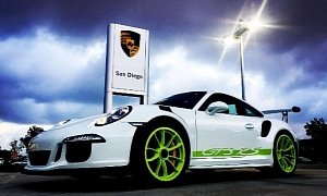 White Porsche 911 GT3 RS with Acid Green Details Looks Amazing, Has $80k Options