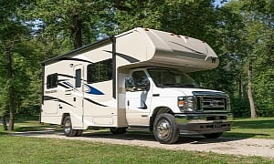 Winnebago's Family-Ready Minnie Winnie Has Over 50 Years of On-Road American Living Inside
