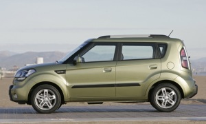 Winner of 2009 FIFA Interactive World Cup Gets a Kia Soul