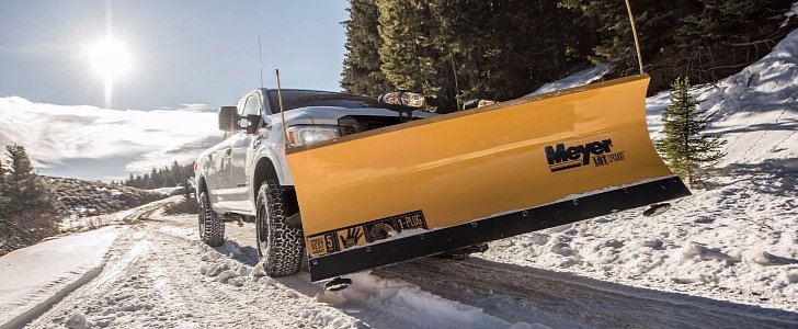 2018 Nissan Titan XD with Snow Plow Prep Package
