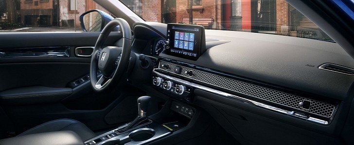 The interior of the 2022 Civic