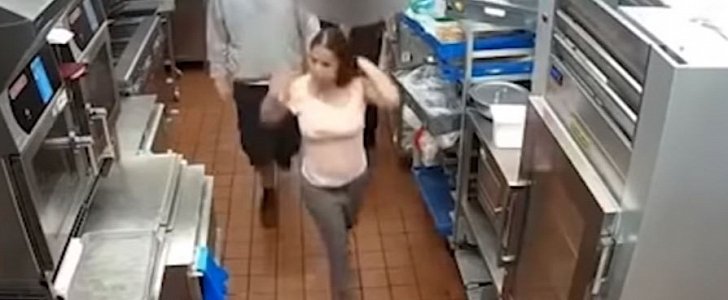Hispanic woman leaves her car and assaults McDonald's Drive-Thru manager in Santa Ana