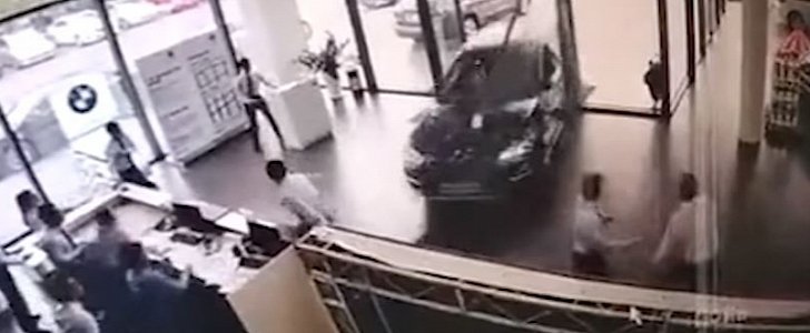 Woman drives BMW X1 straight into dealership after mistaking the acceleration for the brake
