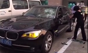 Woman Destroys Cheating Husband’s BMW 7 Series with a Hammer
