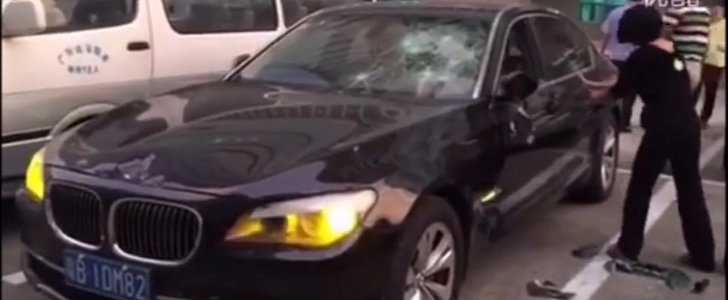Woman Destroys Cheating Husband’s BMW 7 Series with Hammer